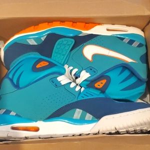 Nike size 10.5 air trainer SC 11 QS (NFL) Miami dolphins